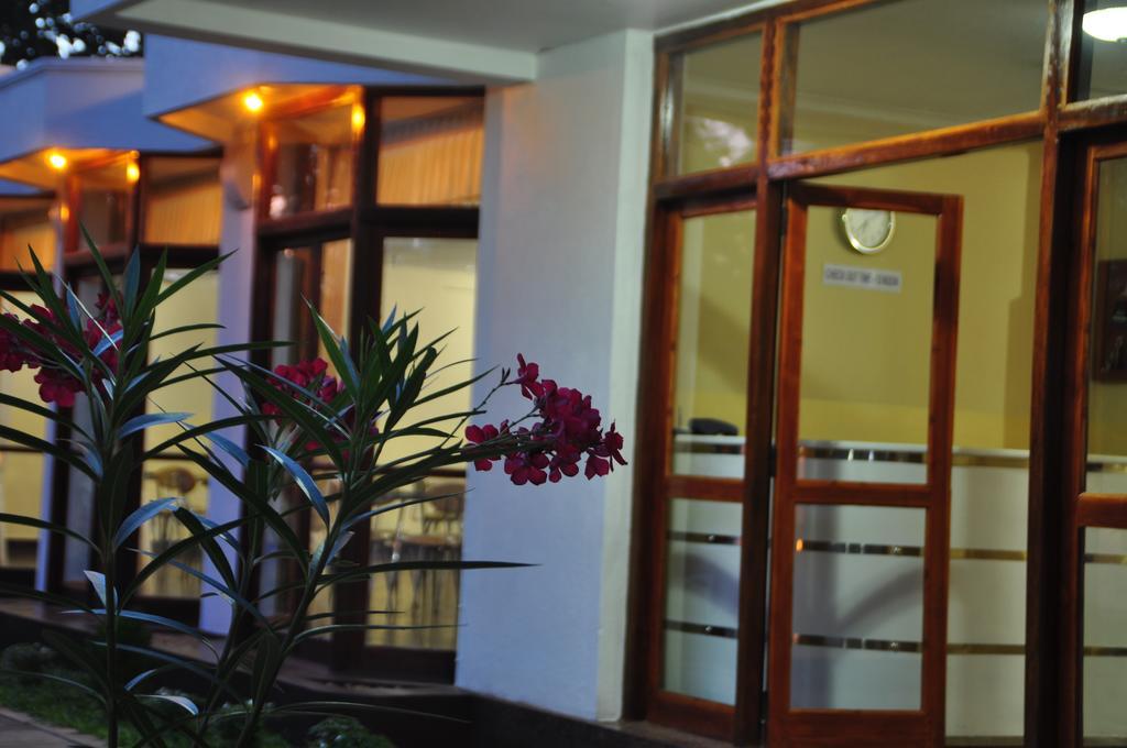 Hotel Melbourne Tourist Rest Anuradhápura Exteriér fotografie