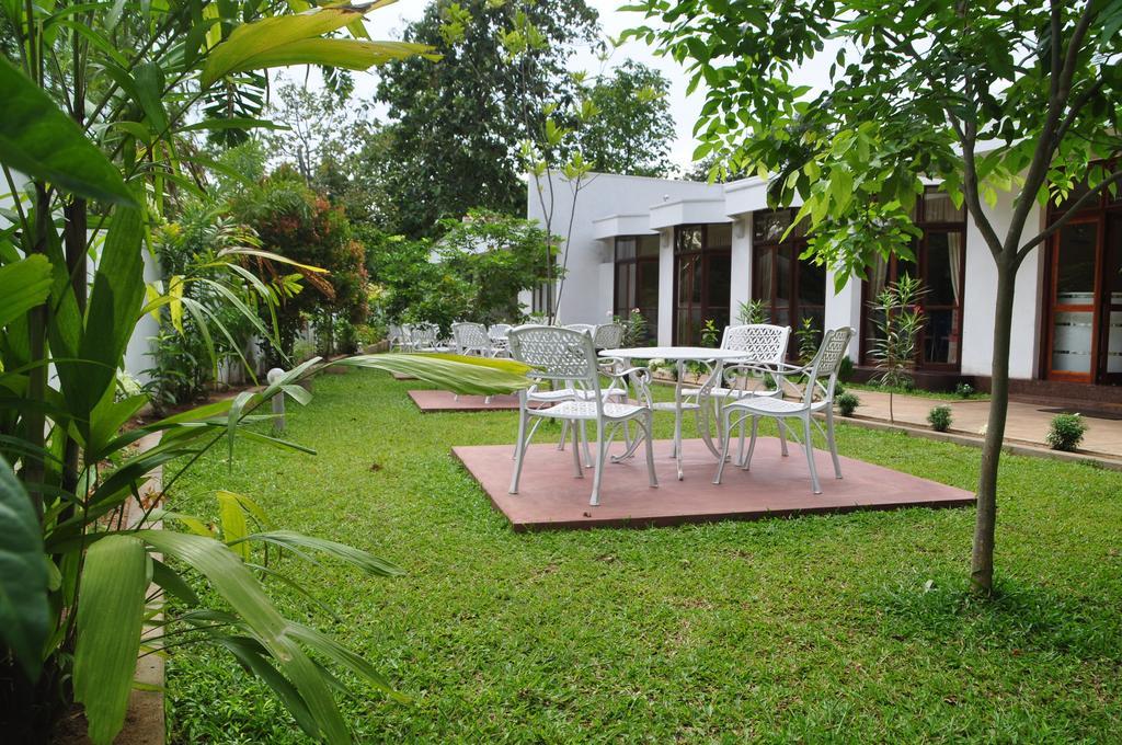 Hotel Melbourne Tourist Rest Anuradhápura Exteriér fotografie